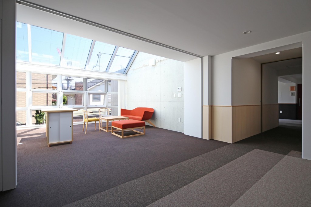 th_ogi-2-lounge